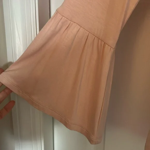 Macy's Pink Bell Sleeve Asymmetrical Blouse size XL NWT - Picture 5 of 9